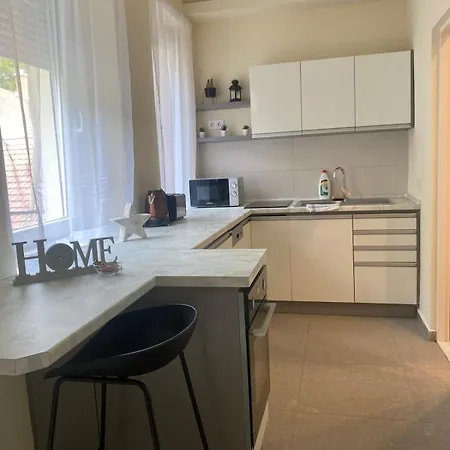 Lini Apartament
